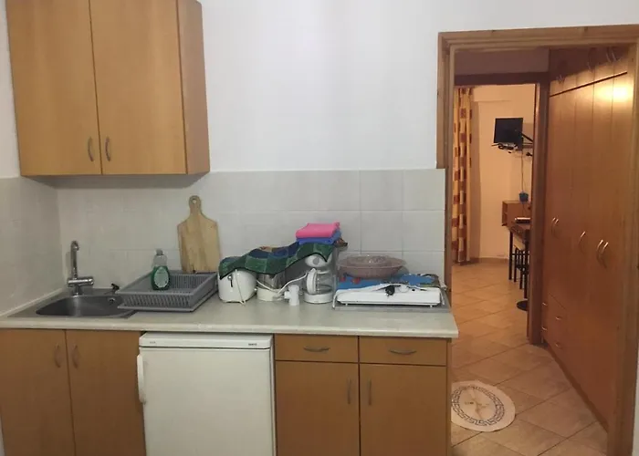 Katerina & Efi Apartments