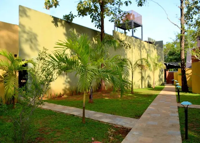 Kottawatta River Bank Resort