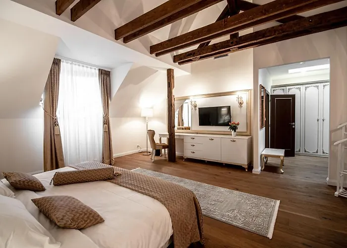 Hotel Michael'S Palace