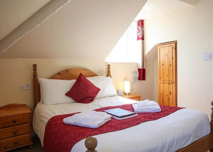 The Seacliffe - Whitby