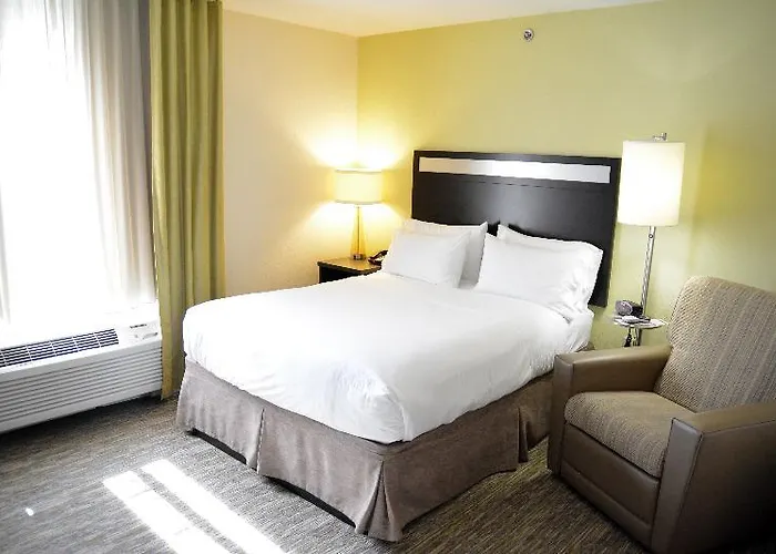 Candlewood Suites Youngstown West - Austintown