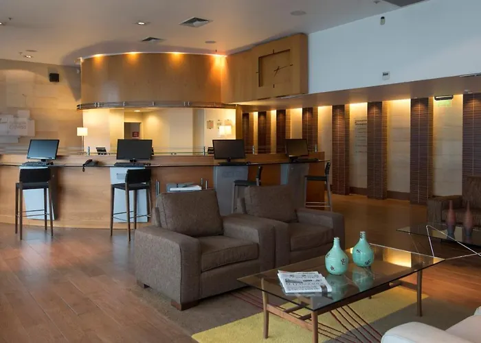 Holiday Inn Express - Puerto Montt - Patagonia