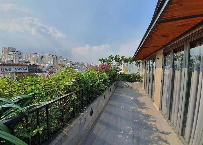 Orchid Boutique Hotel & Apartment