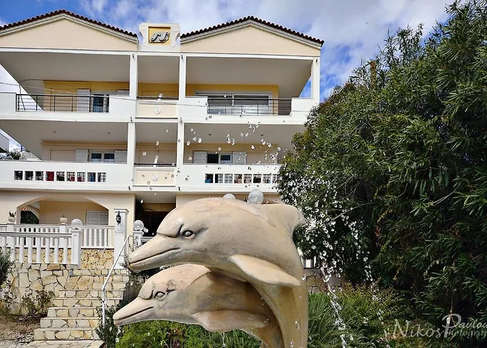 Villa Dolphins