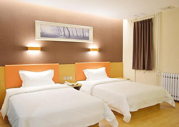 7Days Premium Shijiazhuang East Railway Station Shenghe Square Branch