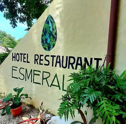 Hotel Casa Esmeralda