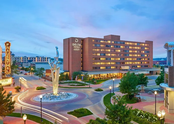 Delta Hotels By Marriott Muskegon Convention Center