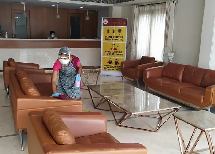 Hotel Grand Gayathri